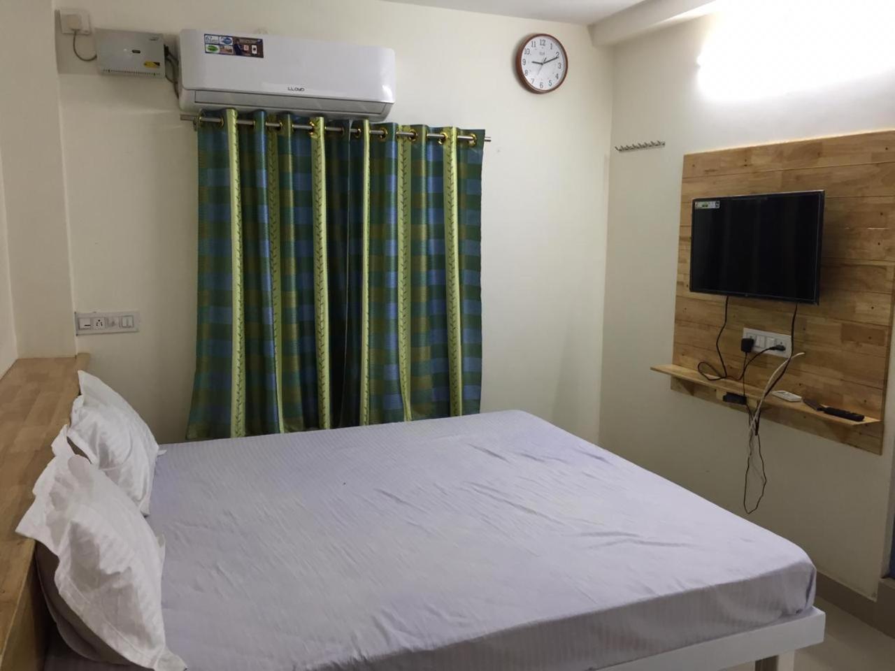 Aditi Rooms Tiruchirappalli Екстериор снимка